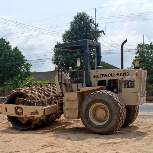 รถบด 10 ตันล้อหนาม